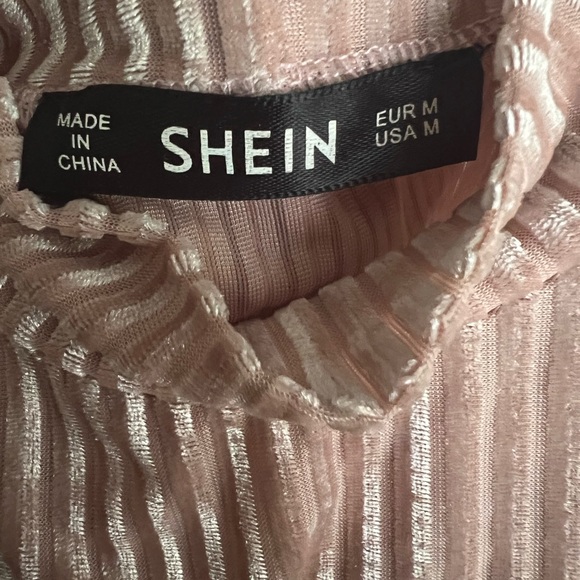 Shein Top - Picture 7 of 8